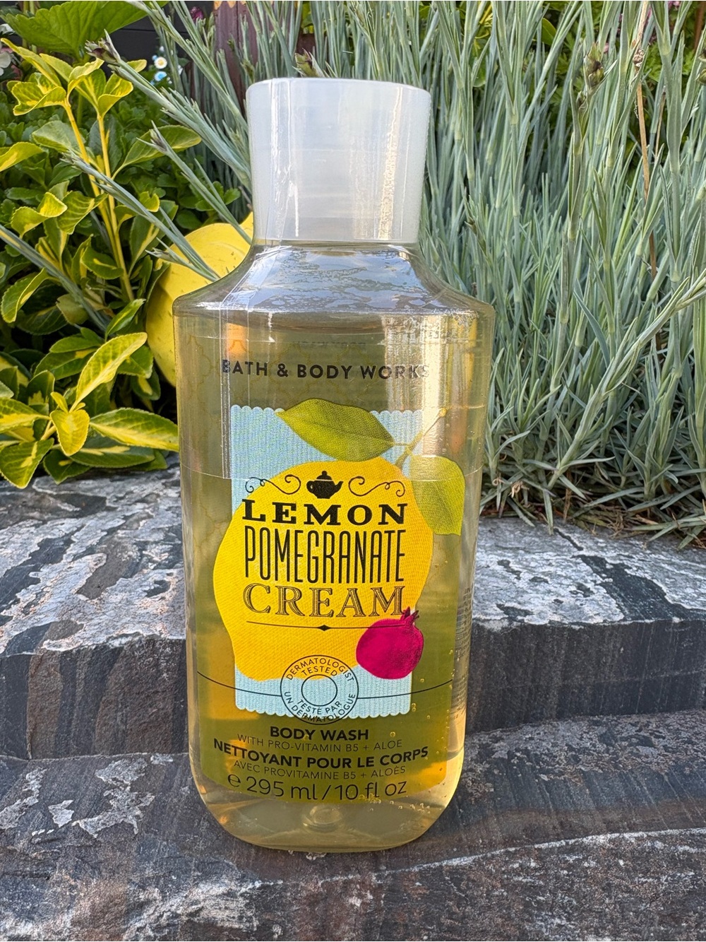Bath & Body Works Lemon Pomegranate Cream Body Wash - Yellow & Pink